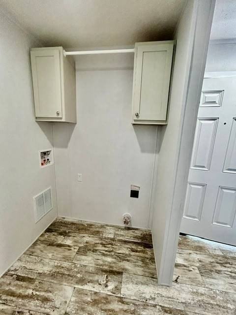 2113 N Hickory Cir W #2113 - Photo 4 of 11