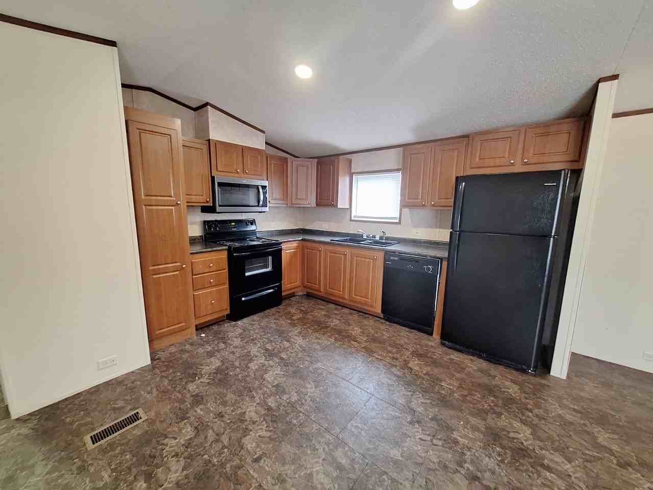 1134 Kelly Dr #72 - Photo 6 of 19