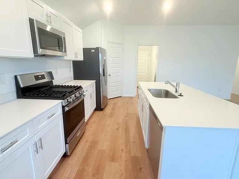 4005 Dutch Ln - Photo 6 of 28