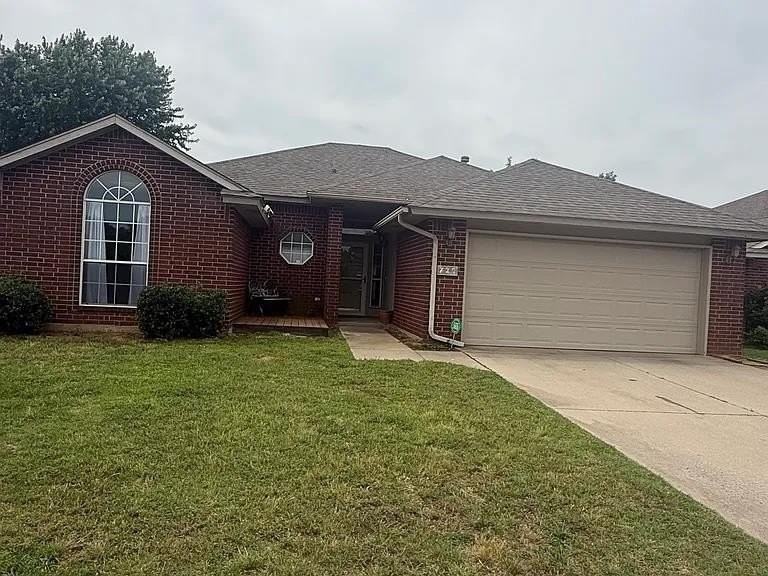 720 Night Hawk Dr - Photo 2 of 36