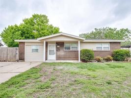 featured image of 641 Sw 15th St