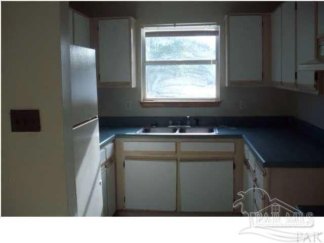 1131 Lake Dr #A - Photo 2 of 7