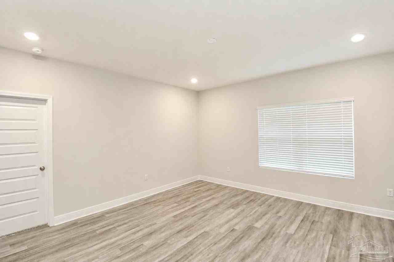 530 Bridle Way - Photo 2 of 17