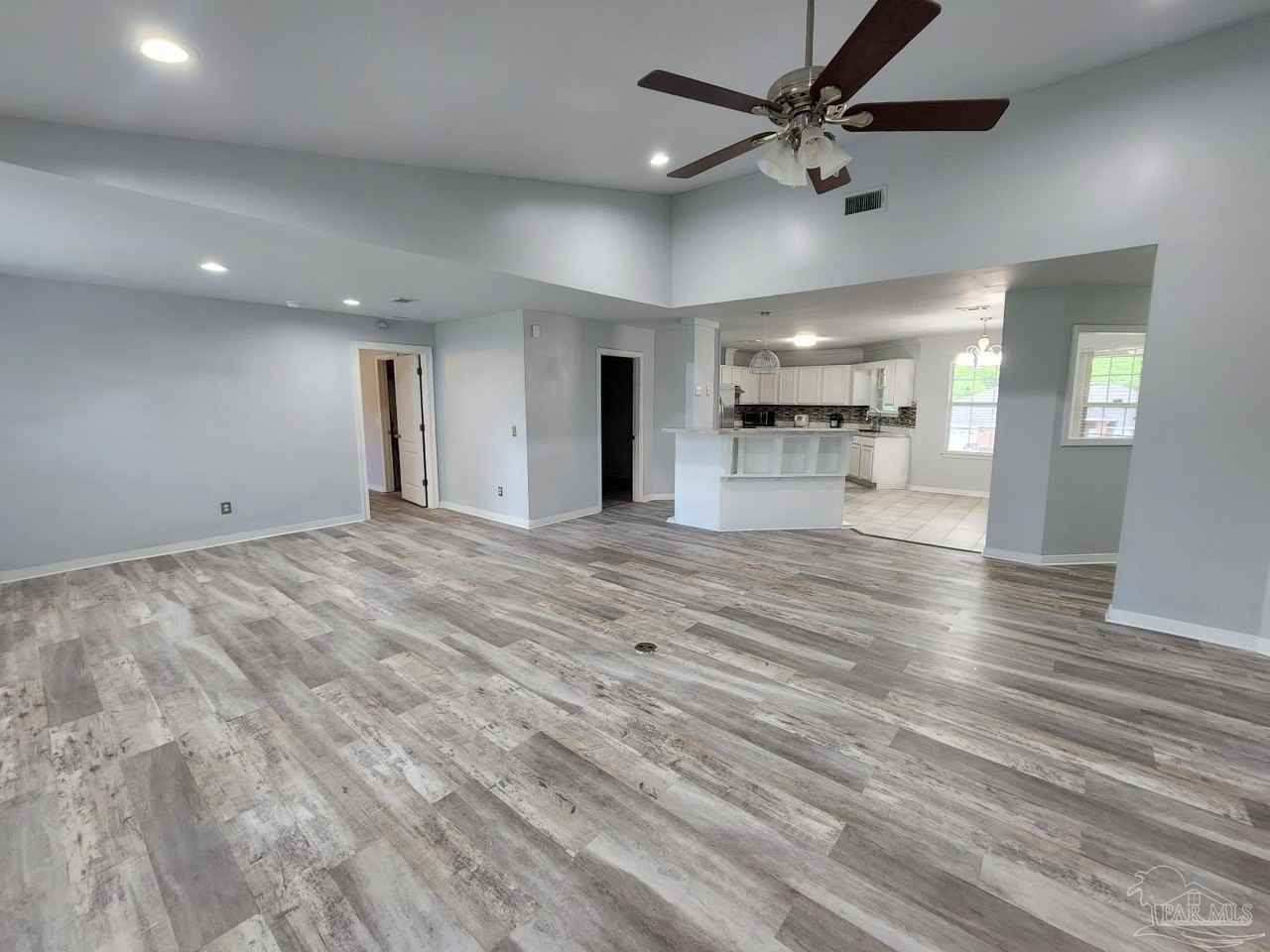 3409 Natherly Dr - Photo 4 of 18