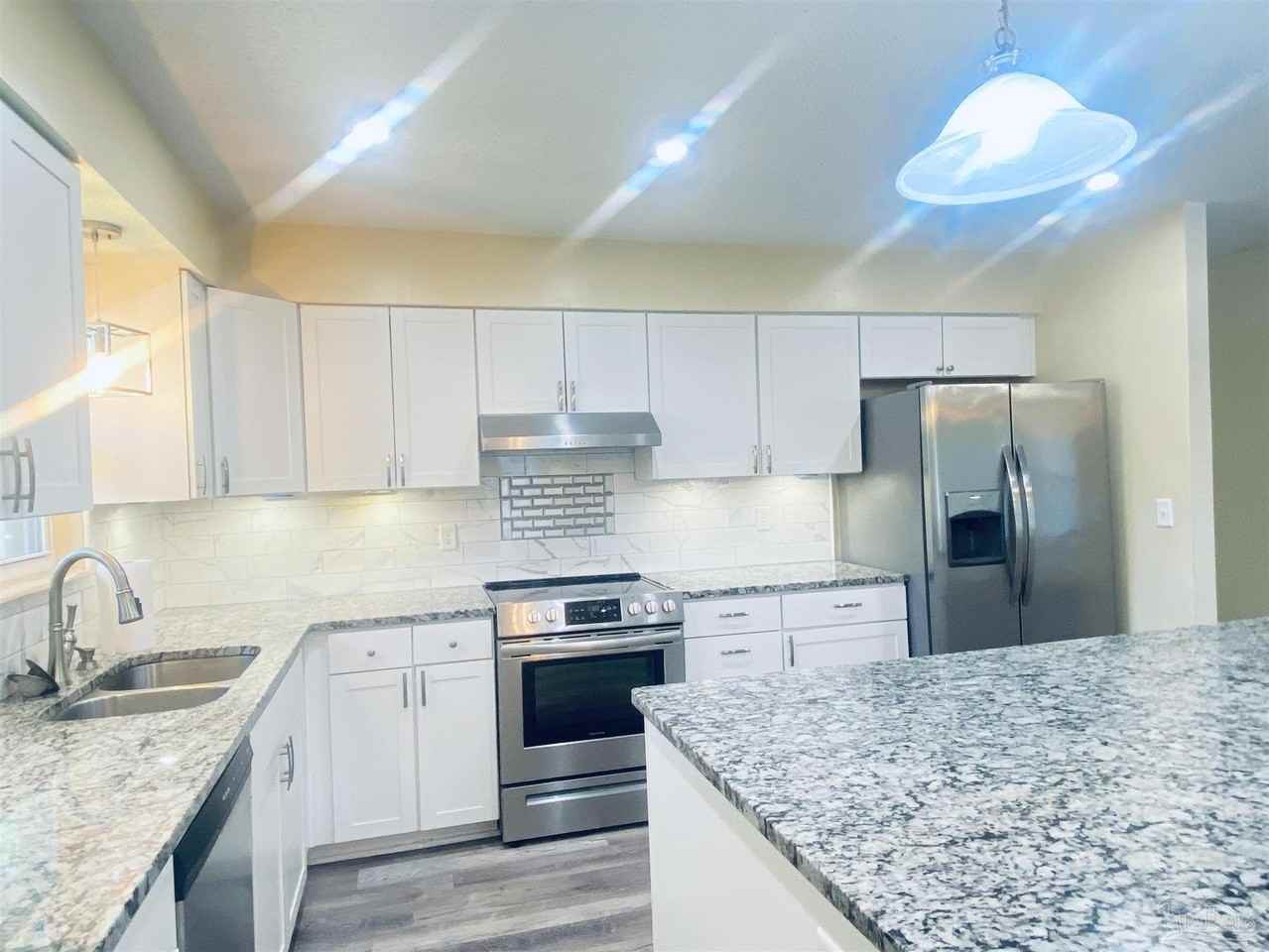 2315 Reva Cir - Photo 6 of 23