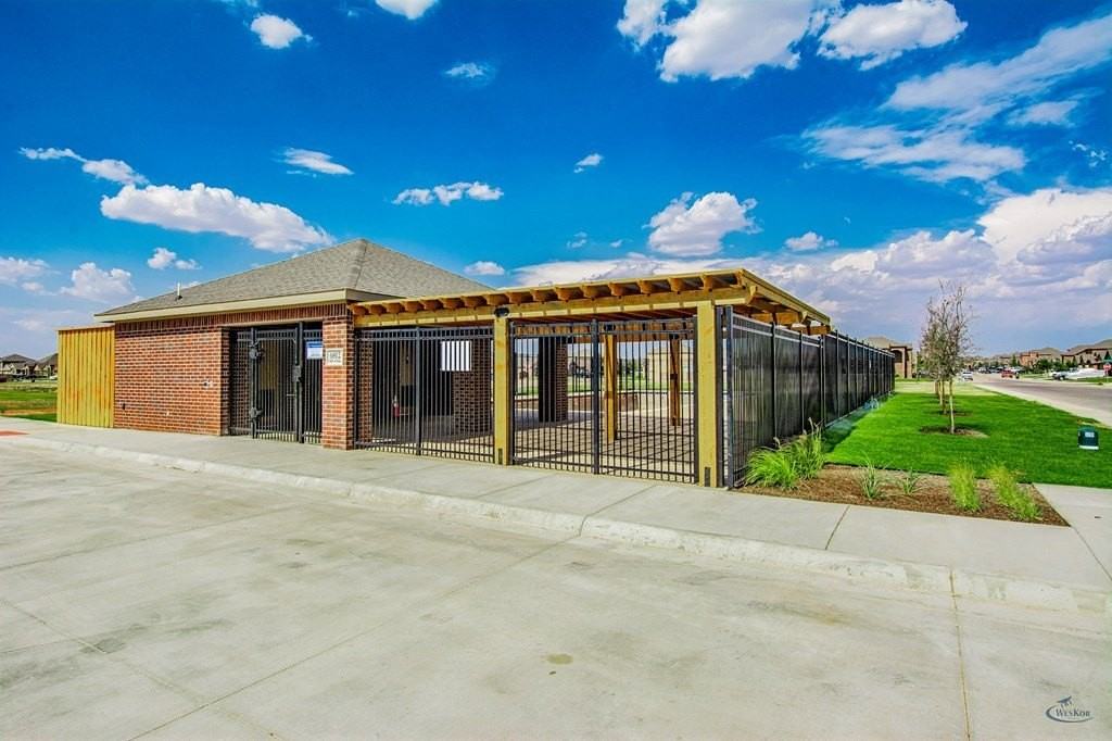 6807 Hall Of Fame Blvd - Photo 5 of 29