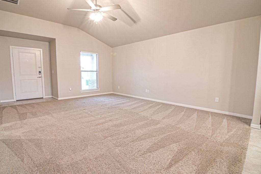 2524 Outlaw Ct - Photo 4 of 26