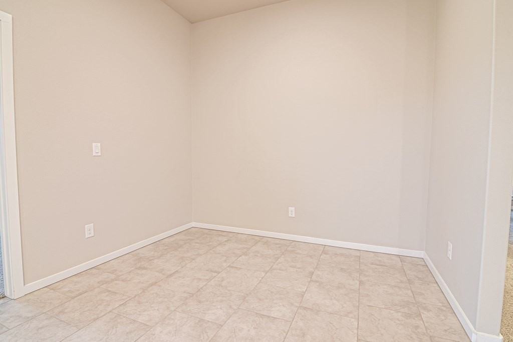 2524 Outlaw Ct - Photo 7 of 26