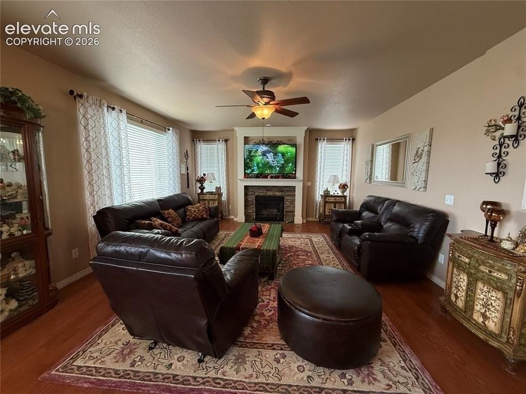 7319 Buffalo Prairie Ct - Photo 5 of 27