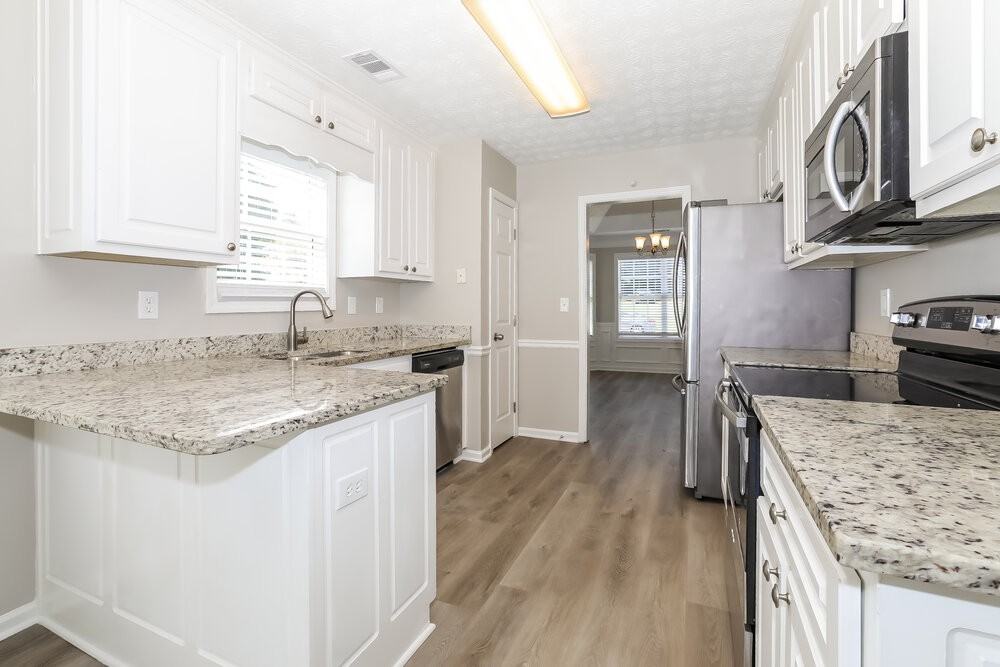 80 Pebble Brooke Ct - Photo 6 of 17