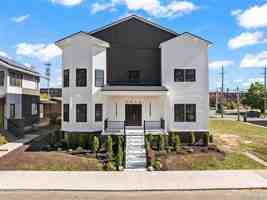 featured image of 3912 4th St