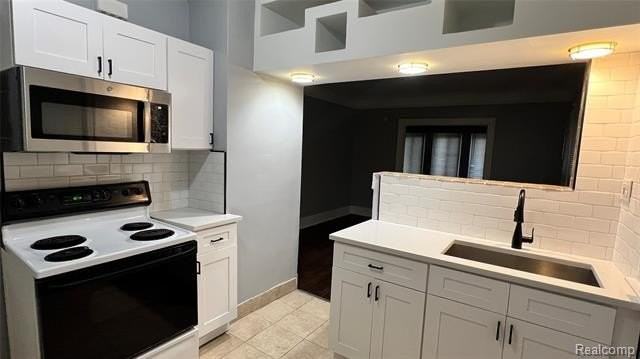 3337 Sturtevant St - Photo 4 of 8
