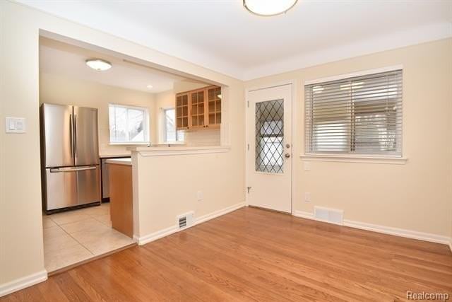 1707 Haynes St - Photo 6 of 20