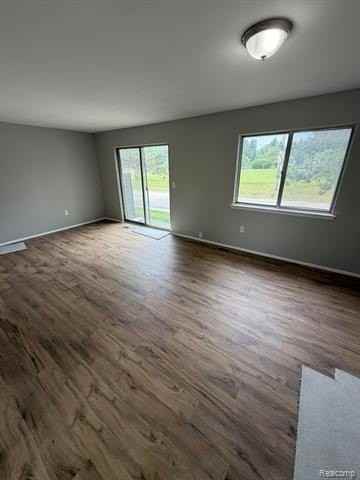 2052 Orchard Crest St - Photo 5 of 18