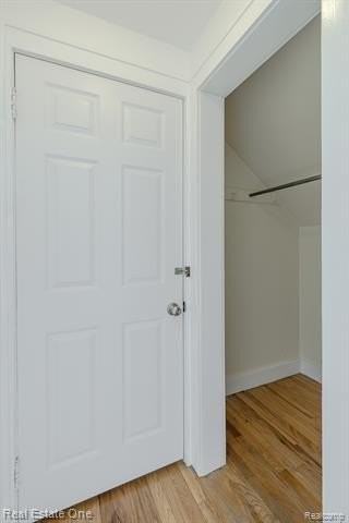122 W Houstonia Ave - Photo 6 of 38