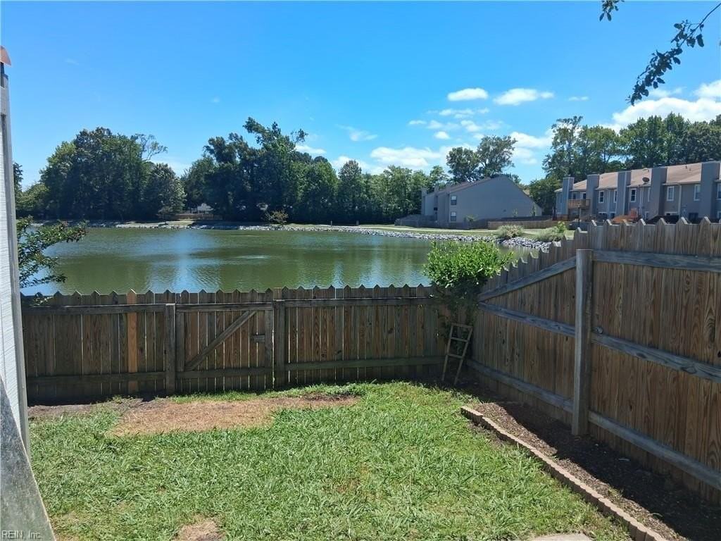 4863 Woods Edge Rd - Photo 5 of 14