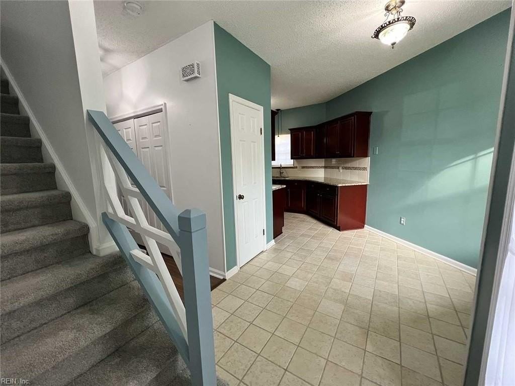 4930 Cypress Point Cir #103 - Photo 4 of 44