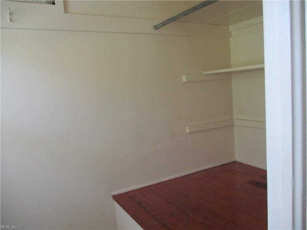 218 E Gilpin Ave - Photo 7 of 9