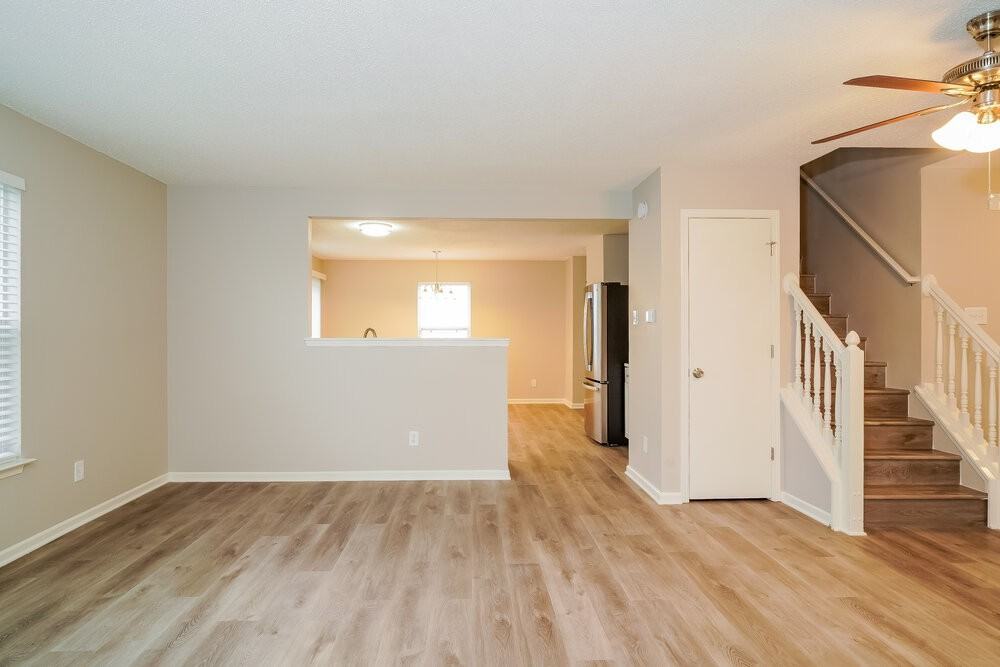 12337 Bearsdale Dr - Photo 4 of 17