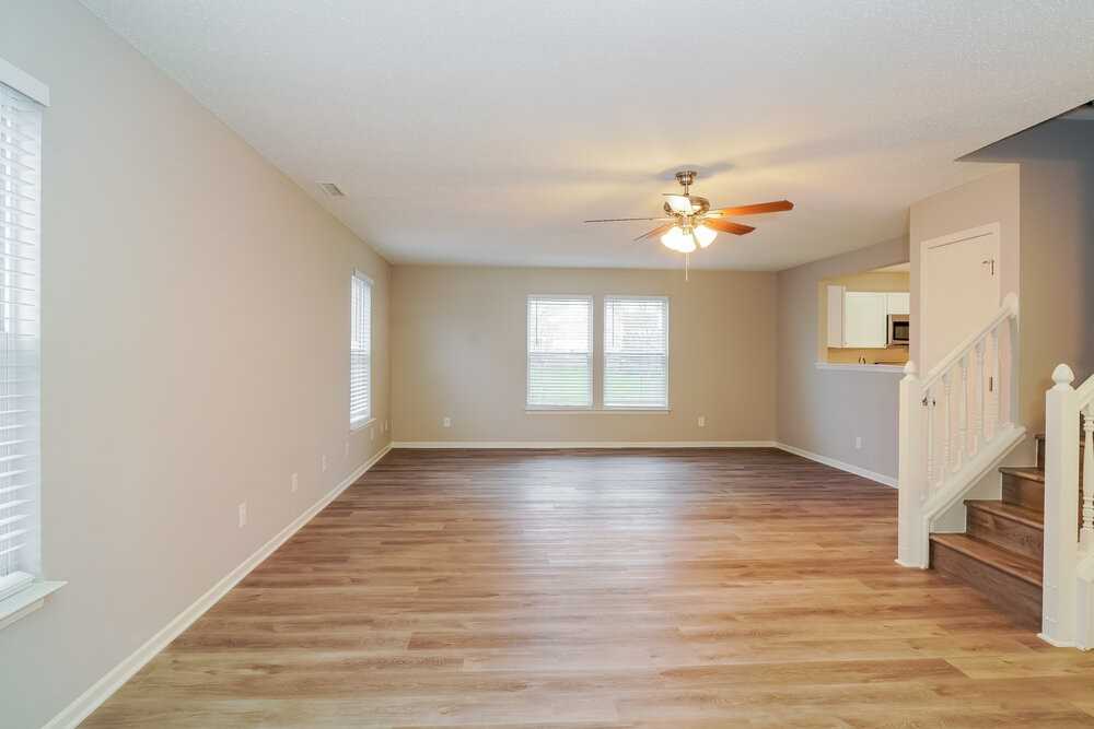 12337 Bearsdale Dr - Photo 5 of 17