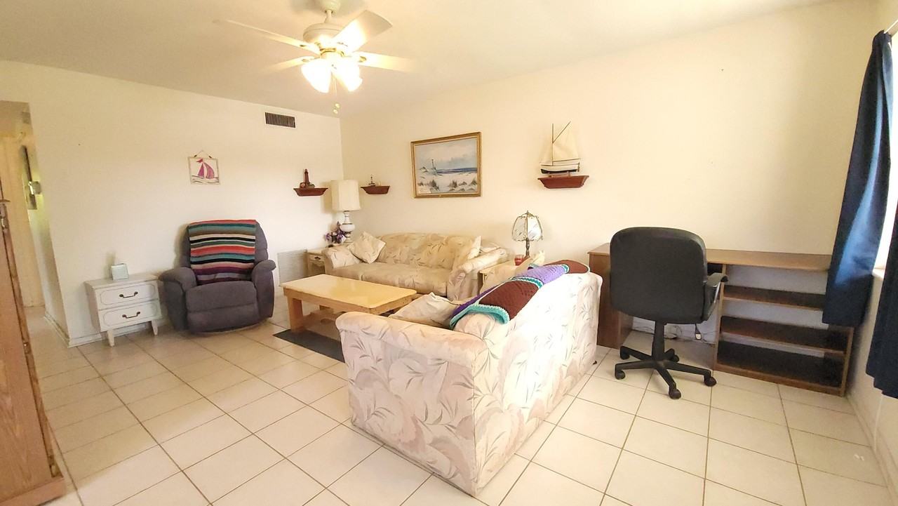 147 Bedford F - Photo 2 of 40
