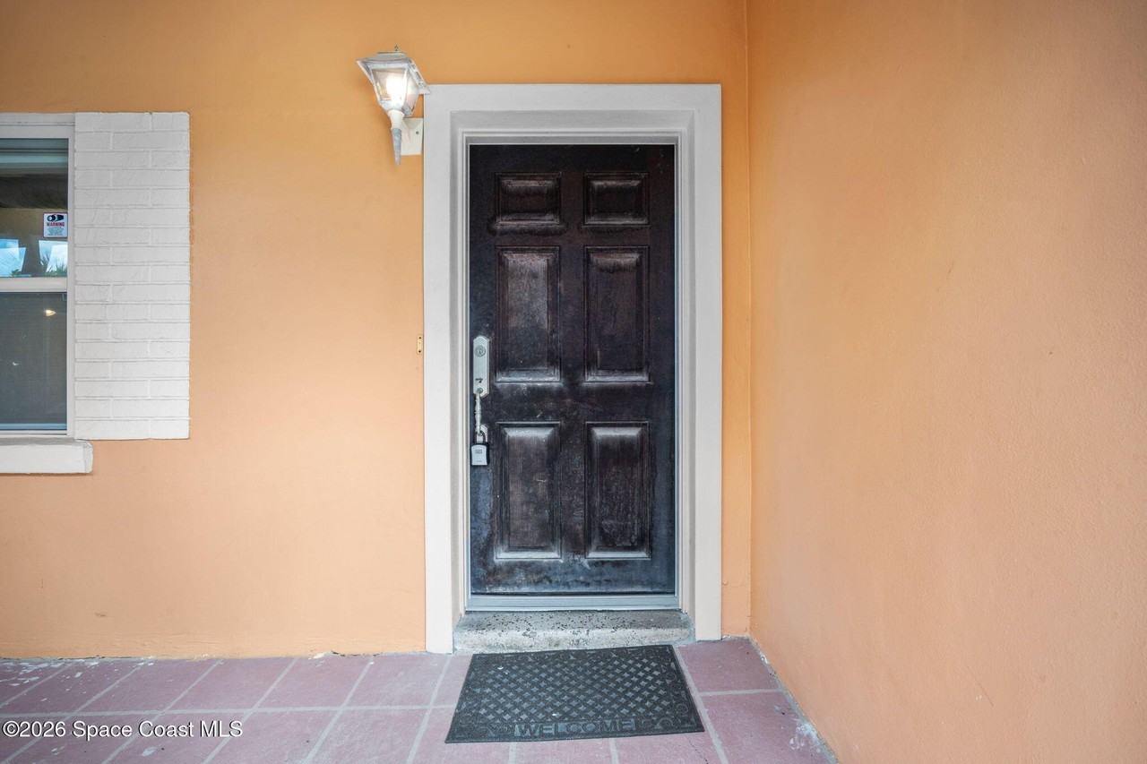 2335 Sunset Ave - Photo 5 of 38