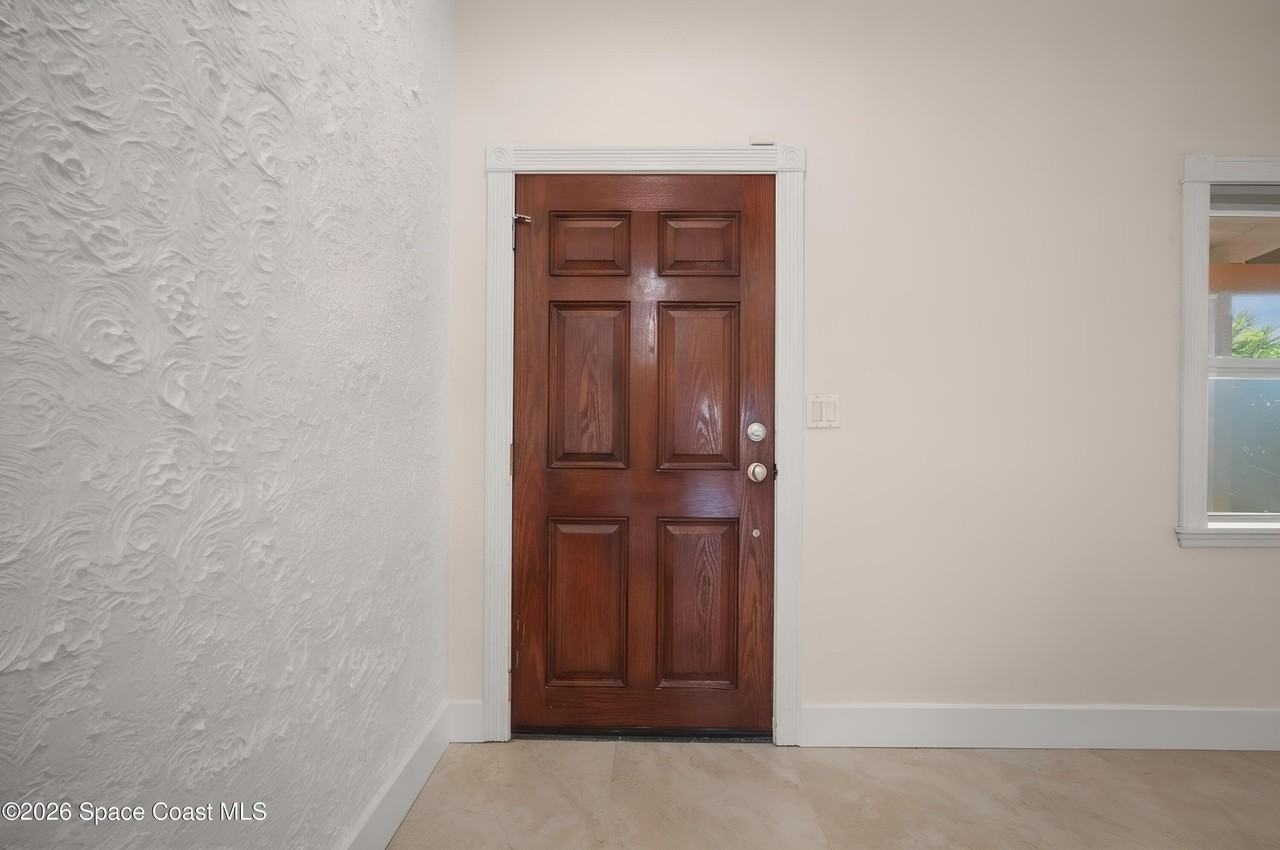 2335 Sunset Ave - Photo 6 of 38