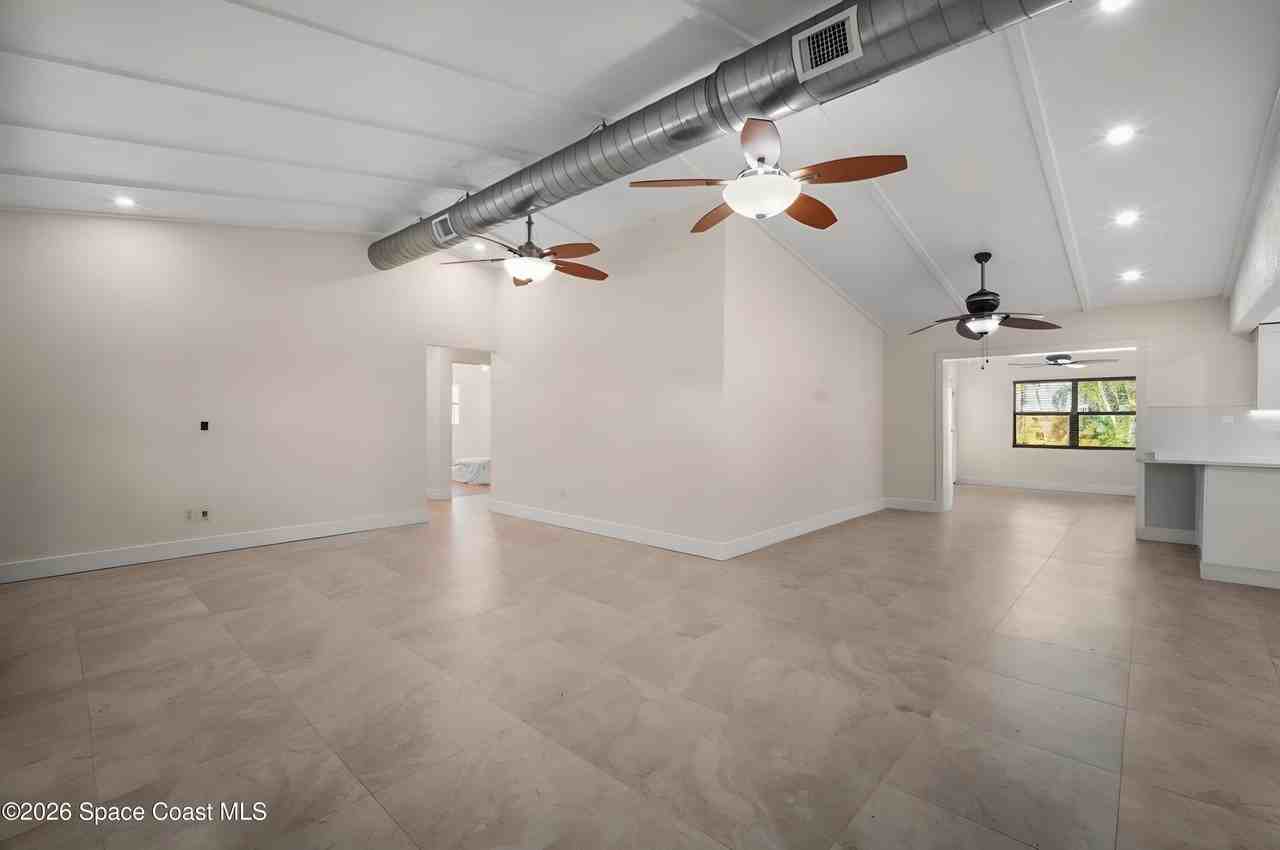 2335 Sunset Ave - Photo 7 of 38
