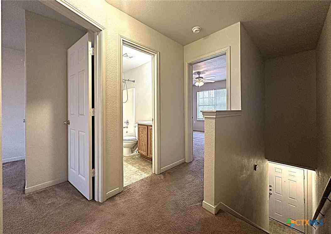 402 Veterans Ave #C - Photo 5 of 10