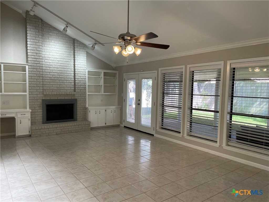 101 Rio Vista Dr - Photo 3 of 12
