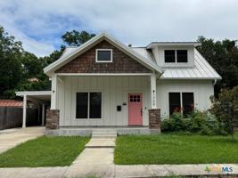 featured image of 1704 N Washington St