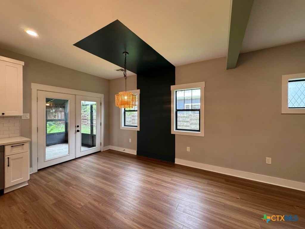 1704 N Washington St - Photo 4 of 16