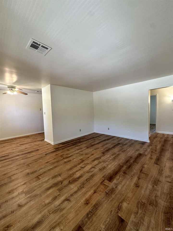 613 Cypress St #B - Photo 4 of 20