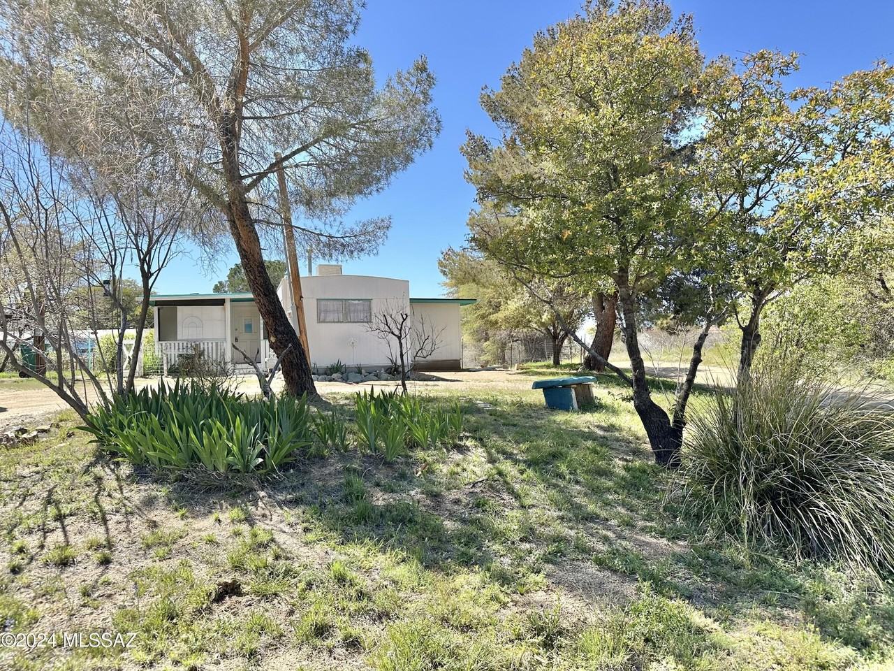 1490 N John Adams St - Photo 3 of 34