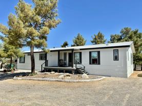1040 W Barbara Pl - Photo 1 of 1