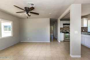 2433 E Cameron Vis - Photo 1 of 1