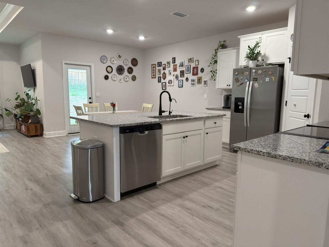 2075 Hansell Hill Dr - Photo 5 of 22