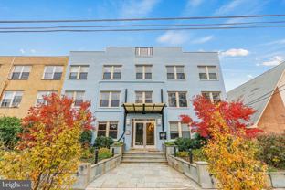 922 Madison St Nw #304 - Photo 1 of 1