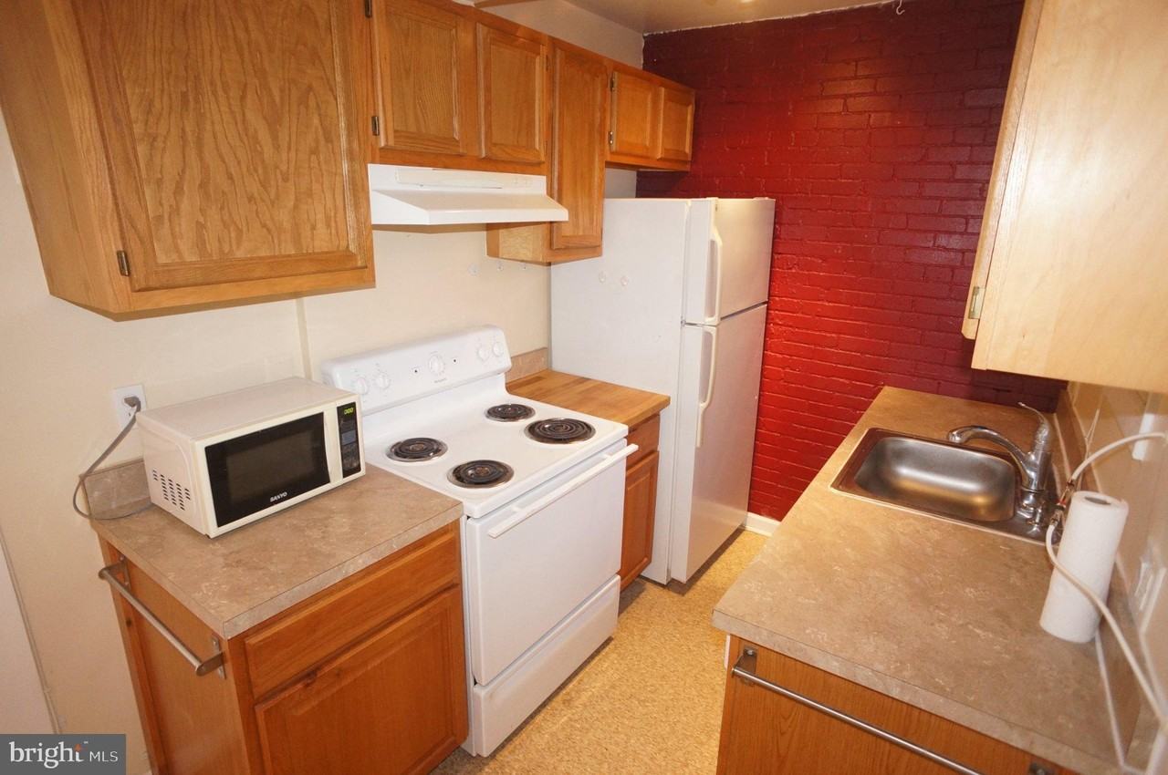 471 M St Nw #A - Photo 2 of 14