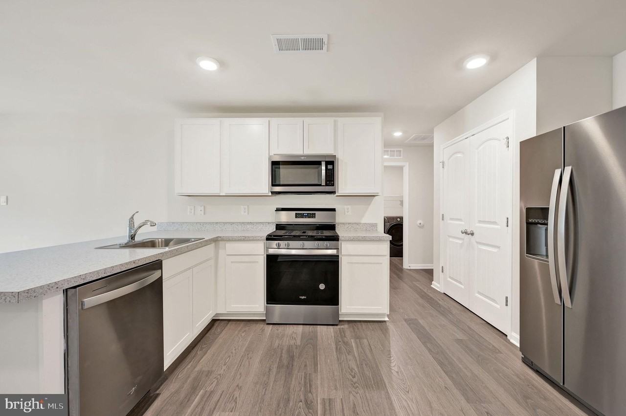 13 Casterline Ct - Photo 2 of 13