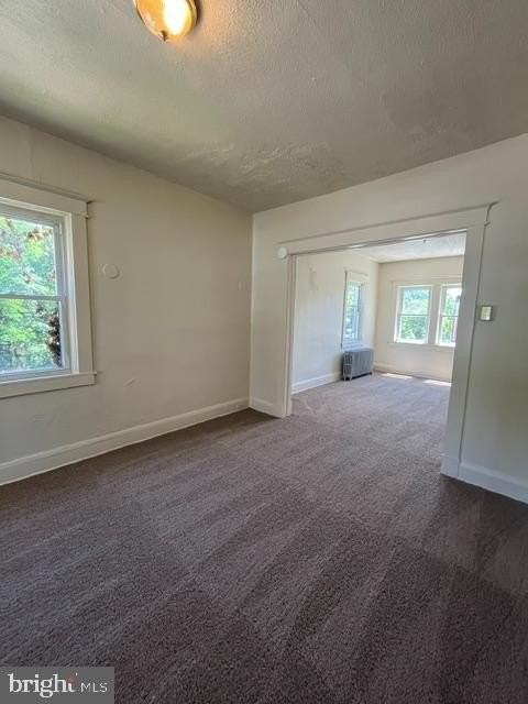 787 Linnard St - Photo 4 of 14