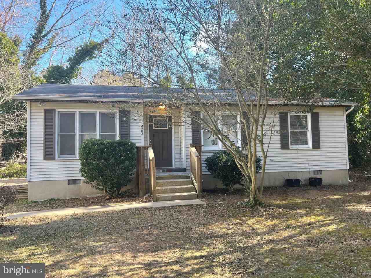 12904 Huron Dr - Photo 2 of 17