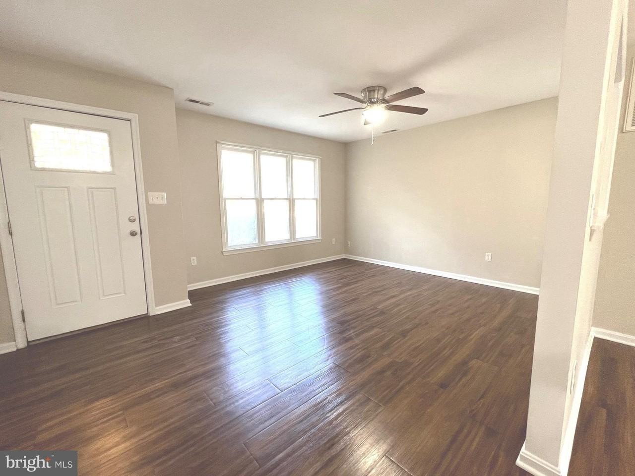 12904 Huron Dr - Photo 7 of 17