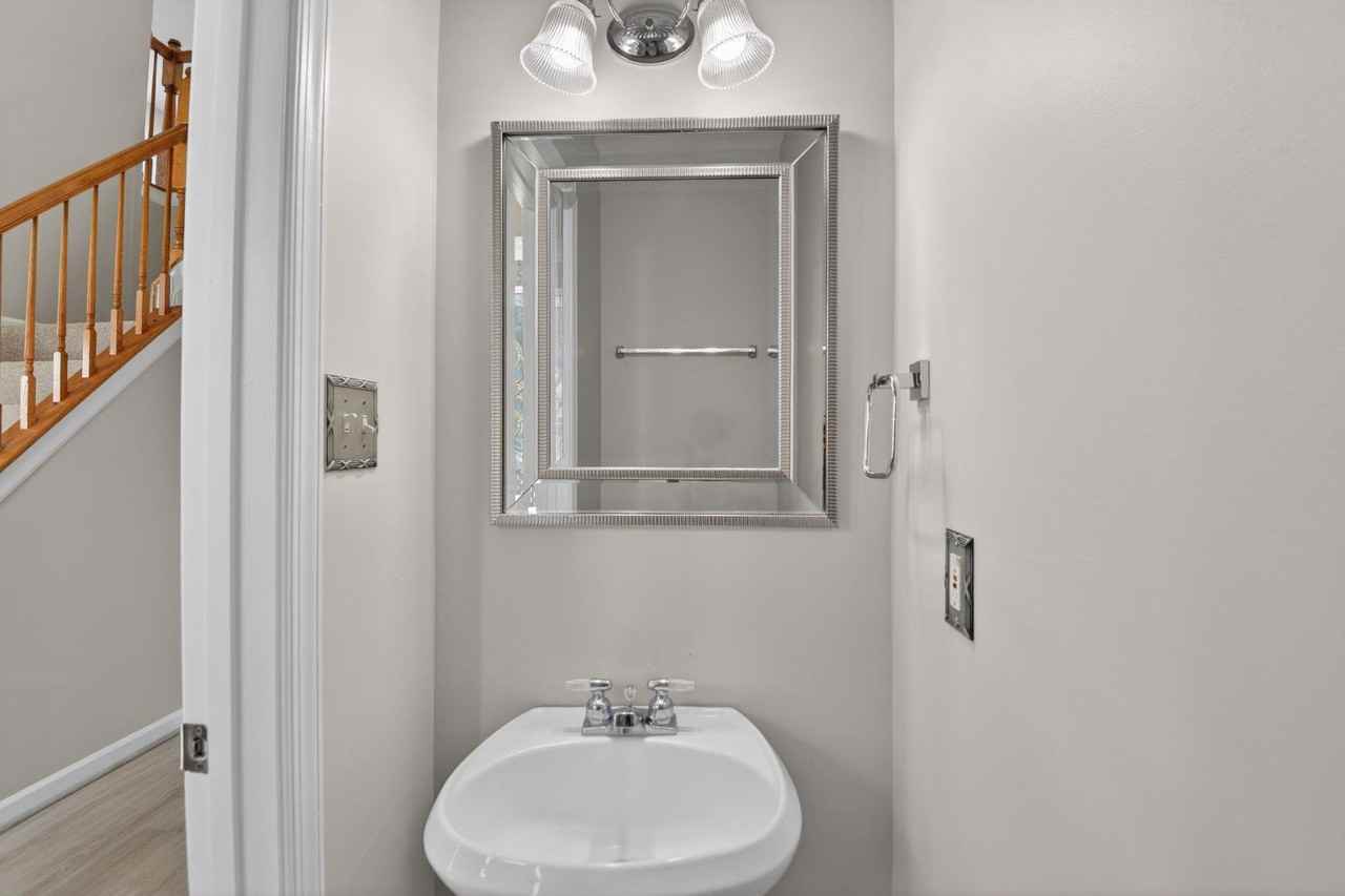 4315 Castletower Ct - Photo 3 of 25