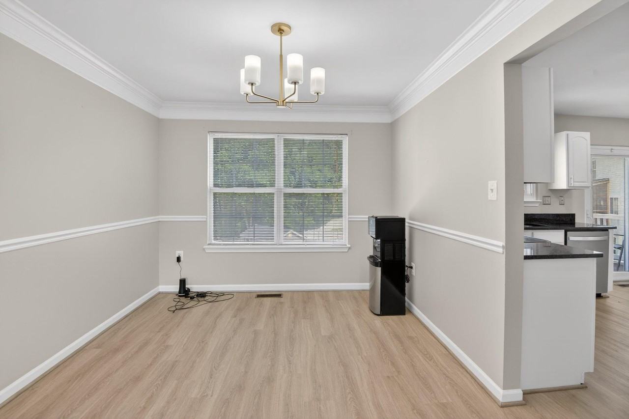 4315 Castletower Ct - Photo 6 of 25