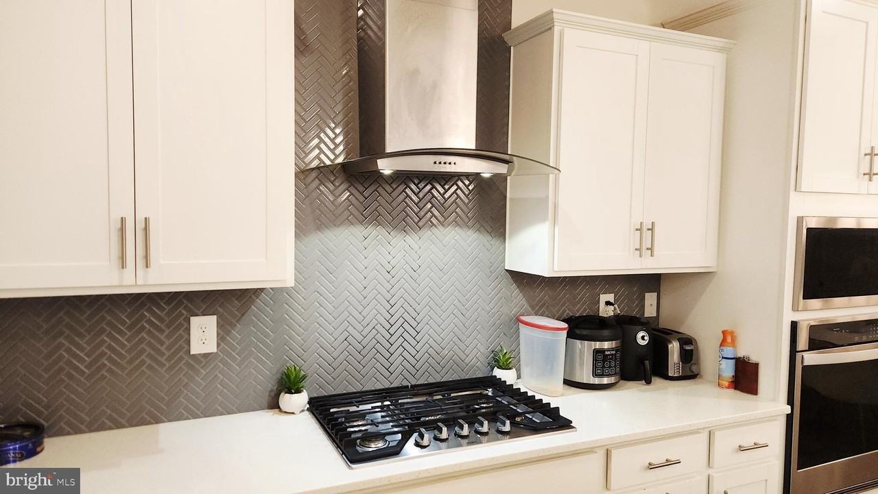 422 Constellation Ln - Photo 6 of 28