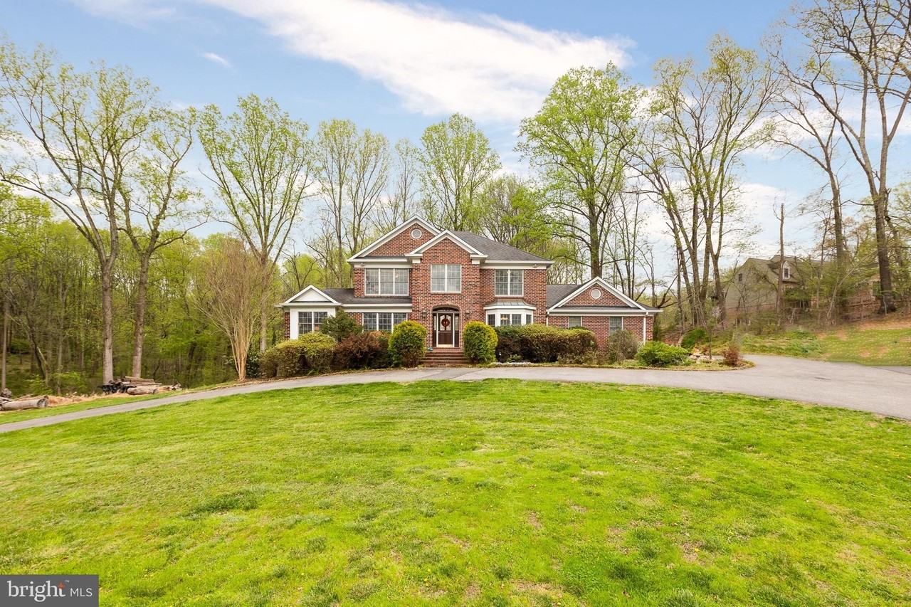 13576 Highland Rd - Photo 3 of 50