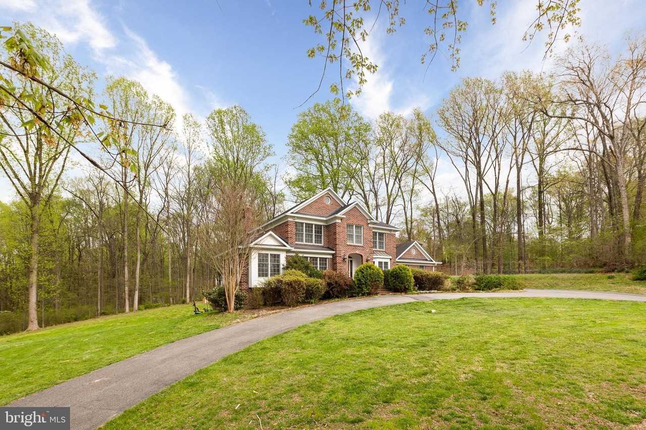 13576 Highland Rd - Photo 6 of 50