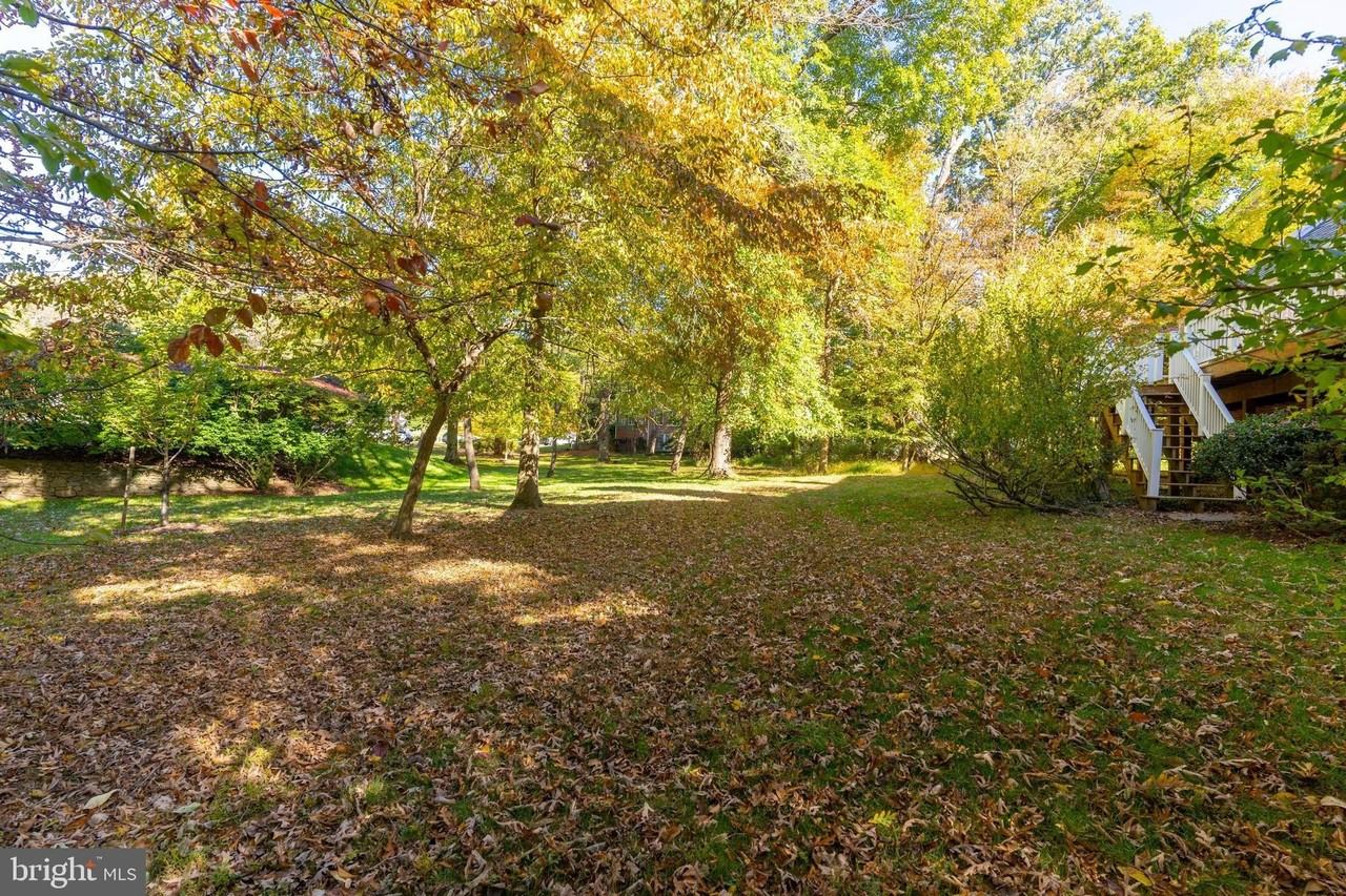 10117 Meyer Point Ter - Photo 2 of 32