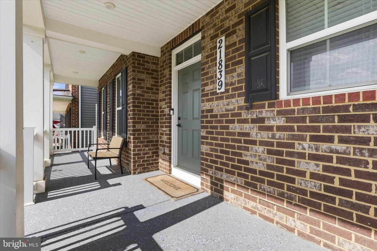 21839 Clarksburg Rd - Photo 4 of 39